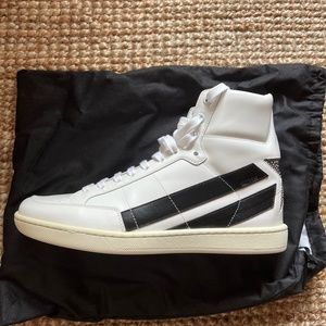 Saint Laurent Signature Court Classic SL/36H High Top Leather Sneakers